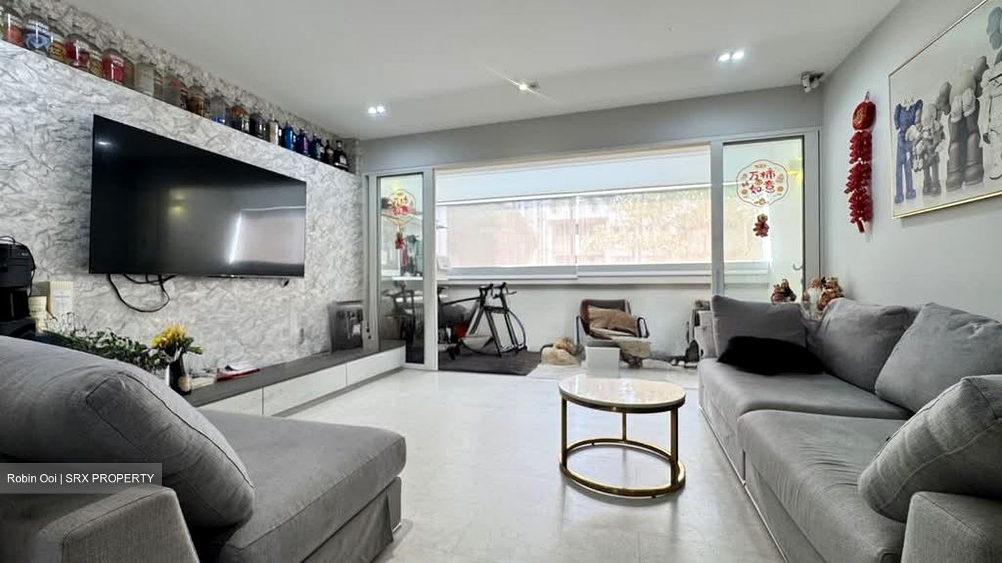 Blk 646 Hougang Avenue 8 (Hougang), HDB Executive #595791541